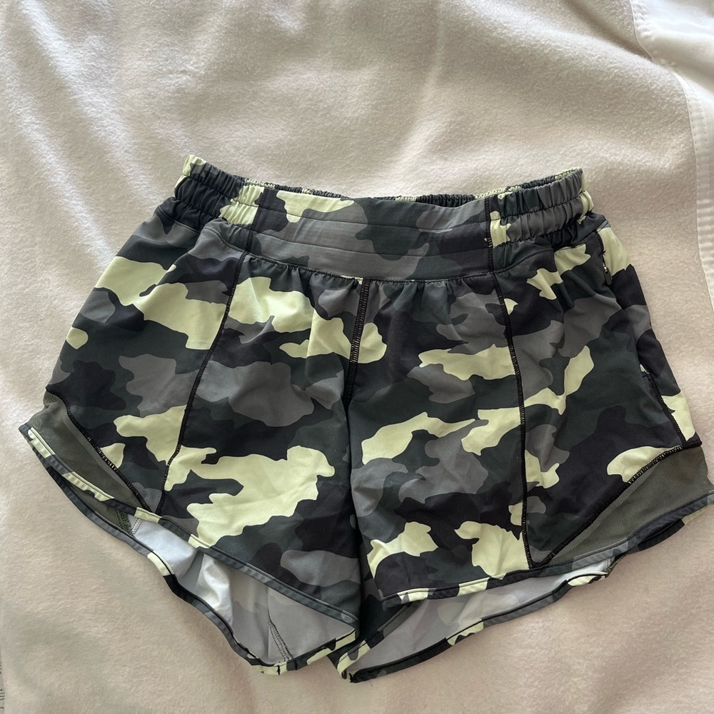 Lululemon Camo Running Shorts size 6